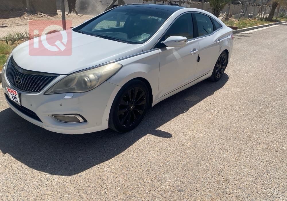 هيونداي أزيرا
